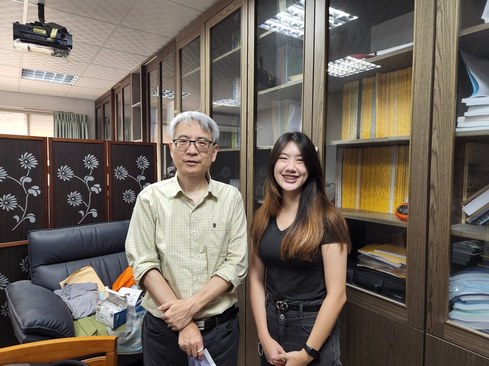 2023 intern student Poonduean